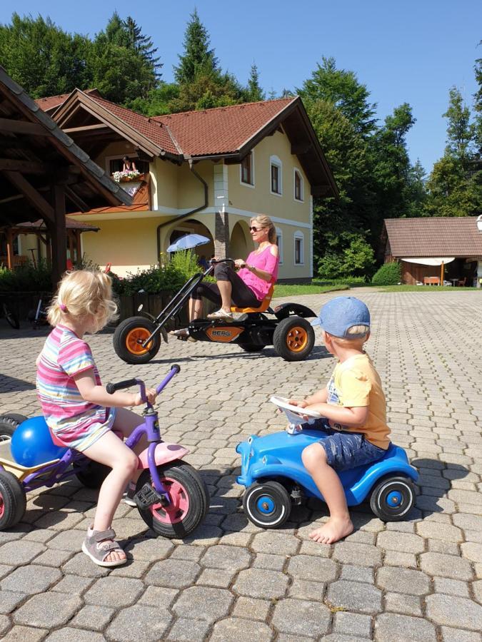 Ferienparadies Truppe Velden am Wörthersee Eksteriør billede